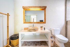 Jungle Amaranth Villa