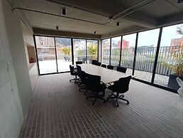 Loft moderno con vista a los cerros