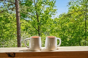 Romantic Cabin Retreat By Ghosal Luxury Lodging