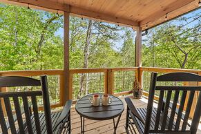 Romantic Cabin Retreat By Ghosal Luxury Lodging