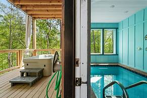 Romantic Cabin Retreat By Ghosal Luxury Lodging