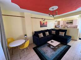 Lux Suites TRM 1 Bedroom Apartments