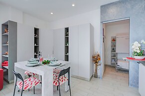 Serafina Beach - Beach Front House