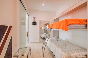 Serafina Beach - Beach Front House