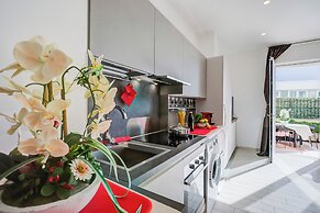 Serafina Beach - Beach Front House