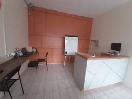 OYO 93274 Oren Home Bekasi