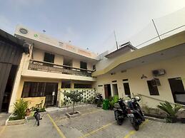 OYO 93274 Oren Home Bekasi