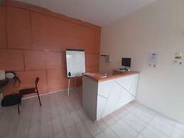 OYO 93274 Oren Home Bekasi