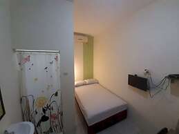 OYO 93274 Oren Home Bekasi