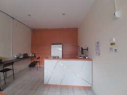 OYO 93274 Oren Home Bekasi