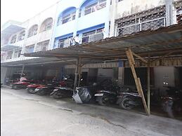 SPOT ON 93276 Fendi 2 Homestay SyariahNearPelabuhan Feri Batam Centre