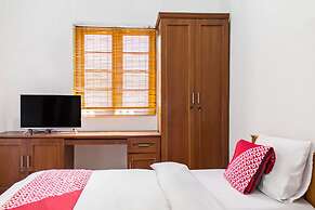 Capital O 93279 Asyoka Penginapan Pasutri