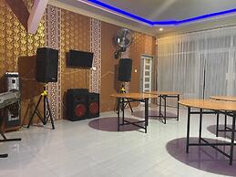 OYO 93308 Lima Saudara Syariah