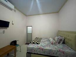 OYO 93308 Lima Saudara Syariah