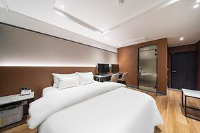 Jecheon The Wall Hotel