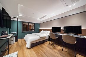 Jecheon The Wall Hotel