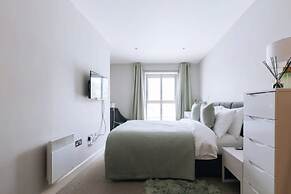 Contemporary 1BD Flat - Bristol City Centre!