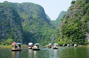 TAM COC LACASA HOMESTAY