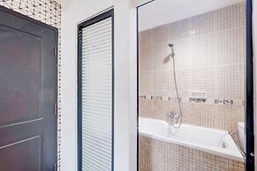 Collection O Mangga Besar Near Mangga Besar Station