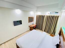 PULICKAL HEIGHTS HOTEL