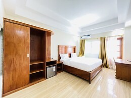 PULICKAL HEIGHTS HOTEL