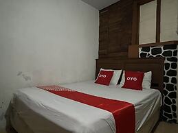 OYO 93277 Villa Kemiloko Syariah