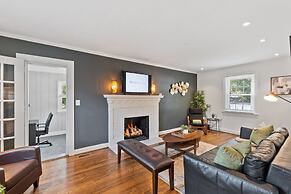 Massive 5BR Historic CozySuites House