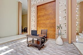 Super OYO Capital O 93204 Hotel Mulia Dua Syariah