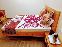 Elegance Retreat Manali Luxury Stay