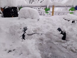 Elegance Retreat Manali Luxury Stay