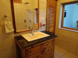 Elegance Retreat Manali Luxury Stay