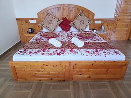 Elegance Retreat Manali Luxury Stay