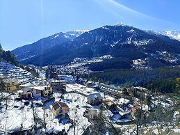 Elegance Retreat Manali Luxury Stay