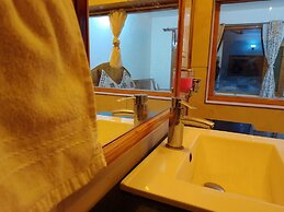 Elegance Retreat Manali Luxury Stay