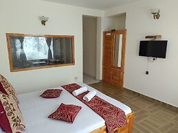 Elegance Retreat Manali Luxury Stay