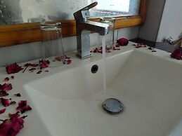 Elegance Retreat Manali Luxury Stay