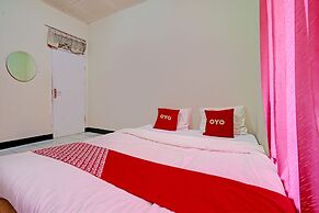 OYO 93224 Fj Guest House