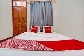 OYO 93224 Fj Guest House