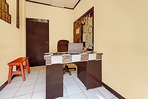 OYO 93224 Fj Guest House