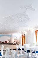 Hotel Caravan Serail