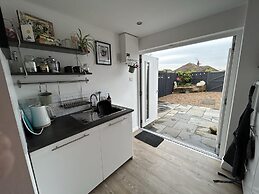 Stylish 1-bed Studio in Humberston, Cleethorpes