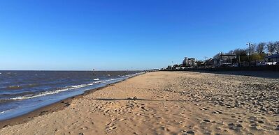 Stylish 1-bed Studio in Humberston, Cleethorpes