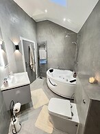 Stunning 1-bed Studio in Greenford