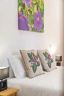 Casa Strelitzia by An Island Apart