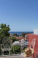 Casa Strelitzia by An Island Apart