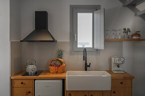 Aegean Diamonds Luxury Suites