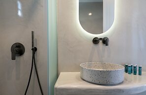 Aegean Diamonds Luxury Suites