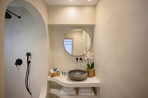 Aegean Diamonds Luxury Suites