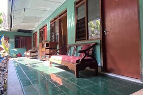 OYO 93269 Eyang Kostel