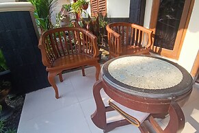 OYO 93269 Eyang Kostel